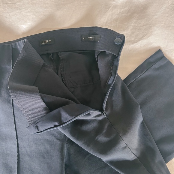 LOFT Ponte Straight Pants - Picture 4 of 4